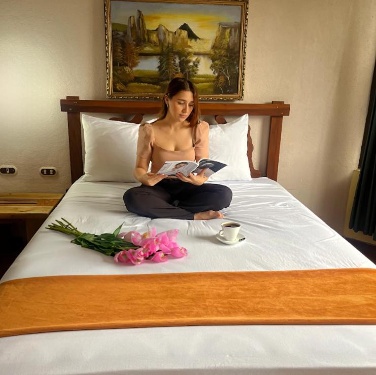 Arenal Roca Lodge & Bungalows La Fortuna Екстериор снимка