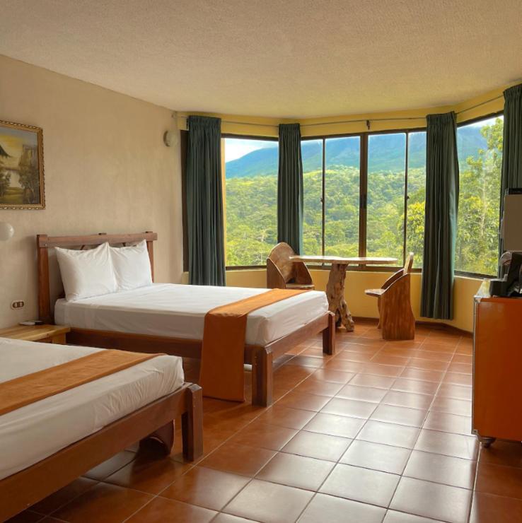 Arenal Roca Lodge & Bungalows La Fortuna Екстериор снимка