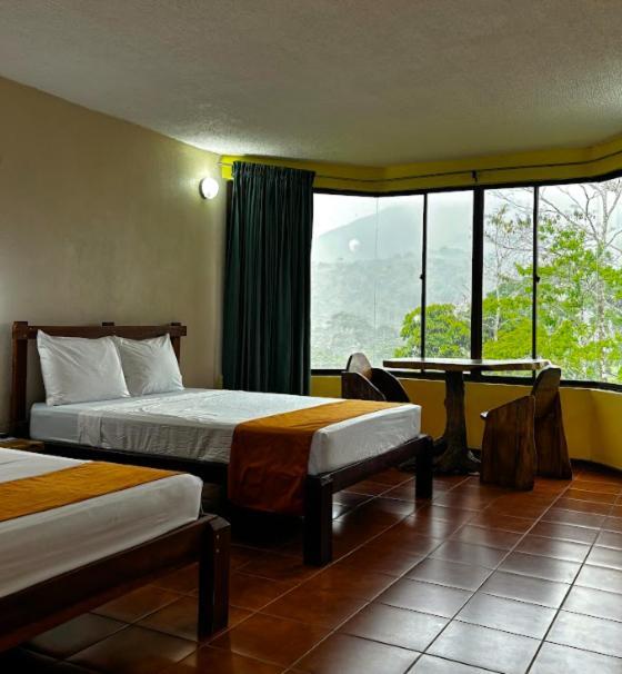 Arenal Roca Lodge & Bungalows La Fortuna Екстериор снимка