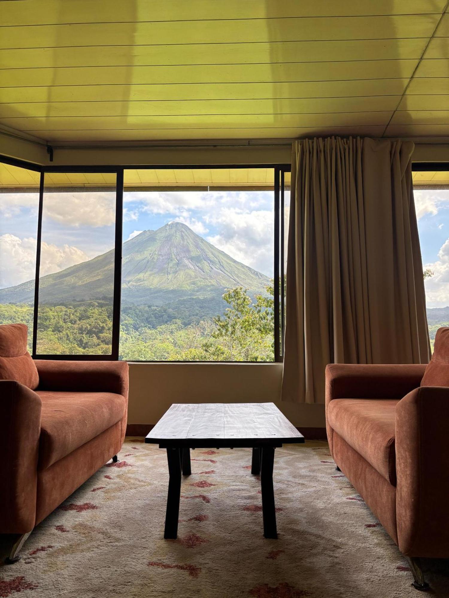 Arenal Roca Lodge & Bungalows La Fortuna Екстериор снимка